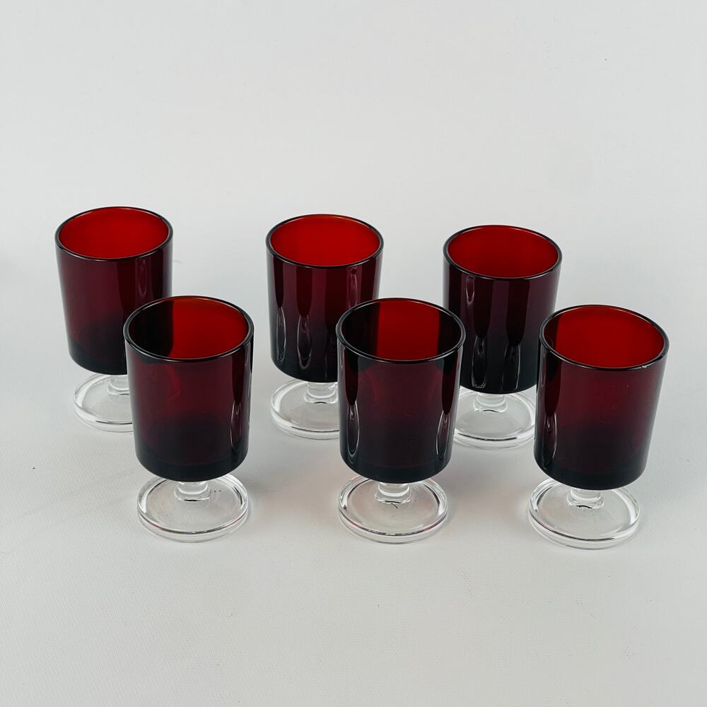 Vintage Luminarc Arcoroc France Ruby Red Clear Stem 2 7/8” Shot Glasses